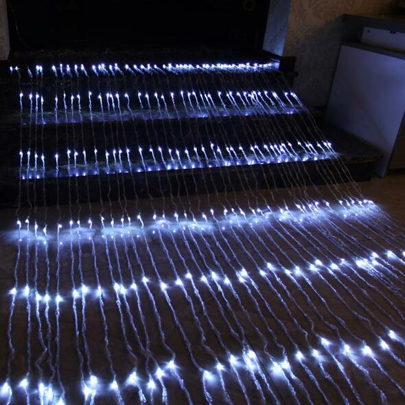 2x3 Mètres Rideaux lumineux à Lumière LED, Couleur Blanche avec effet cascade/neige Imperméable